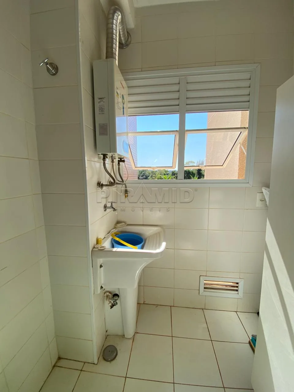 Alugar Apartamento / Padr&atilde;o em Ribeir&atilde;o Preto R$ 2.800,00 - Foto 8