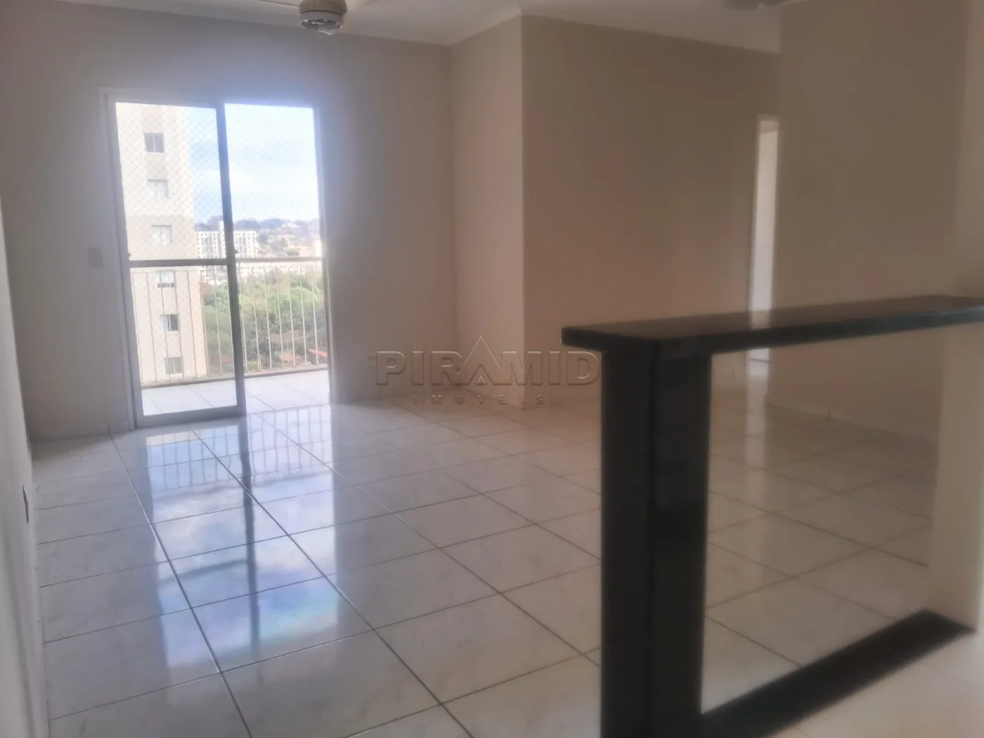 Comprar Apartamento / Padr&atilde;o em Ribeir&atilde;o Preto R$ 380.000,00 - Foto 3