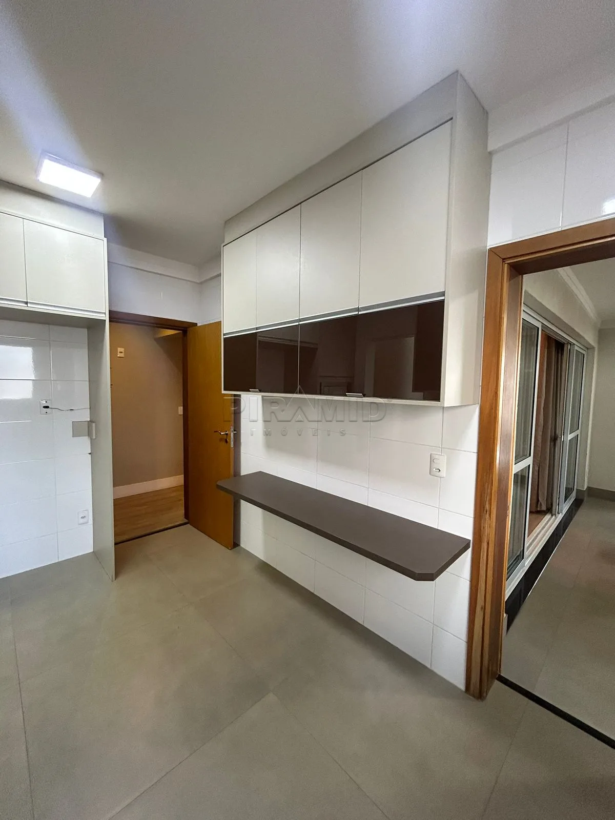 Comprar Apartamento / Padr&atilde;o em Ribeir&atilde;o Preto R$ 1.170.000,00 - Foto 6