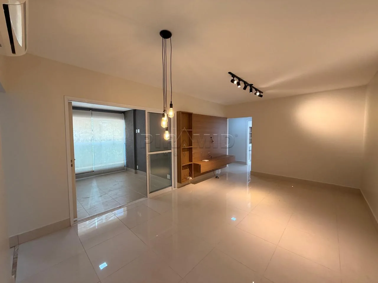 Alugar Apartamento / Padr&atilde;o em Ribeir&atilde;o Preto R$ 4.200,00 - Foto 1