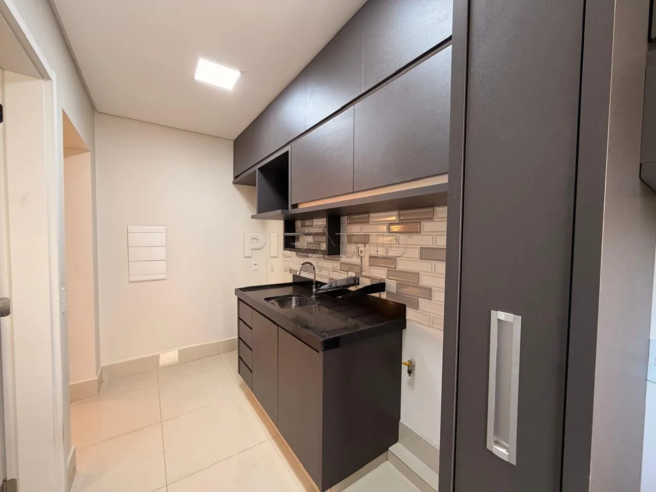 Alugar Apartamento / Padr&atilde;o em Ribeir&atilde;o Preto R$ 4.200,00 - Foto 11