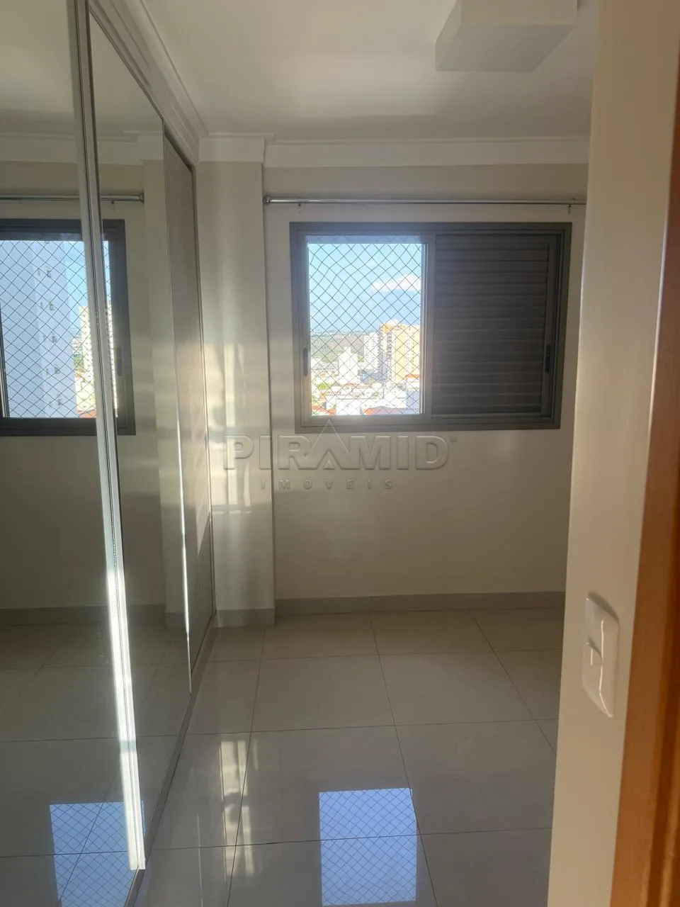 Alugar Apartamento / Padr&atilde;o em Ribeir&atilde;o Preto R$ 4.800,00 - Foto 6