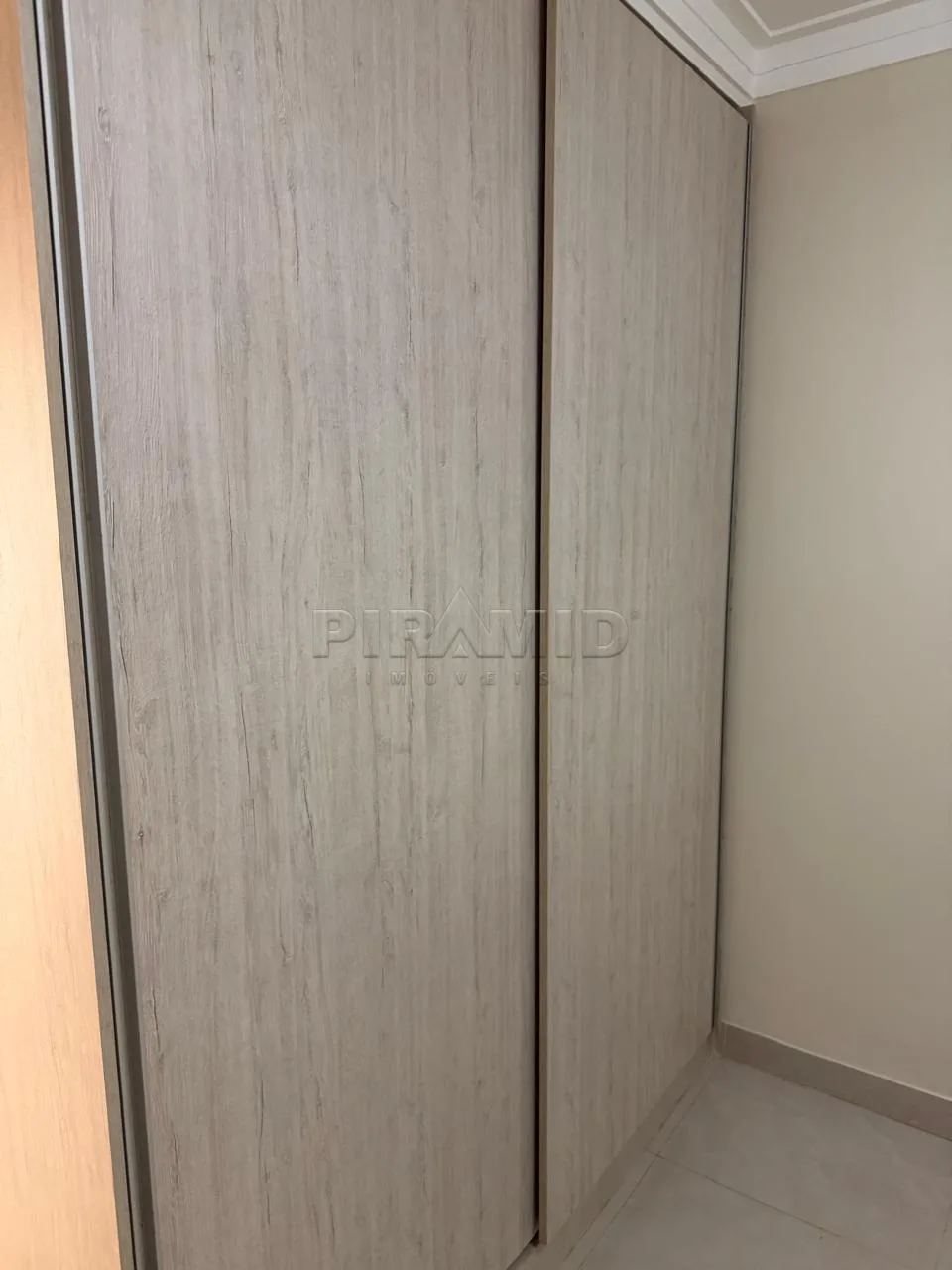 Alugar Apartamento / Padr&atilde;o em Ribeir&atilde;o Preto R$ 4.800,00 - Foto 12