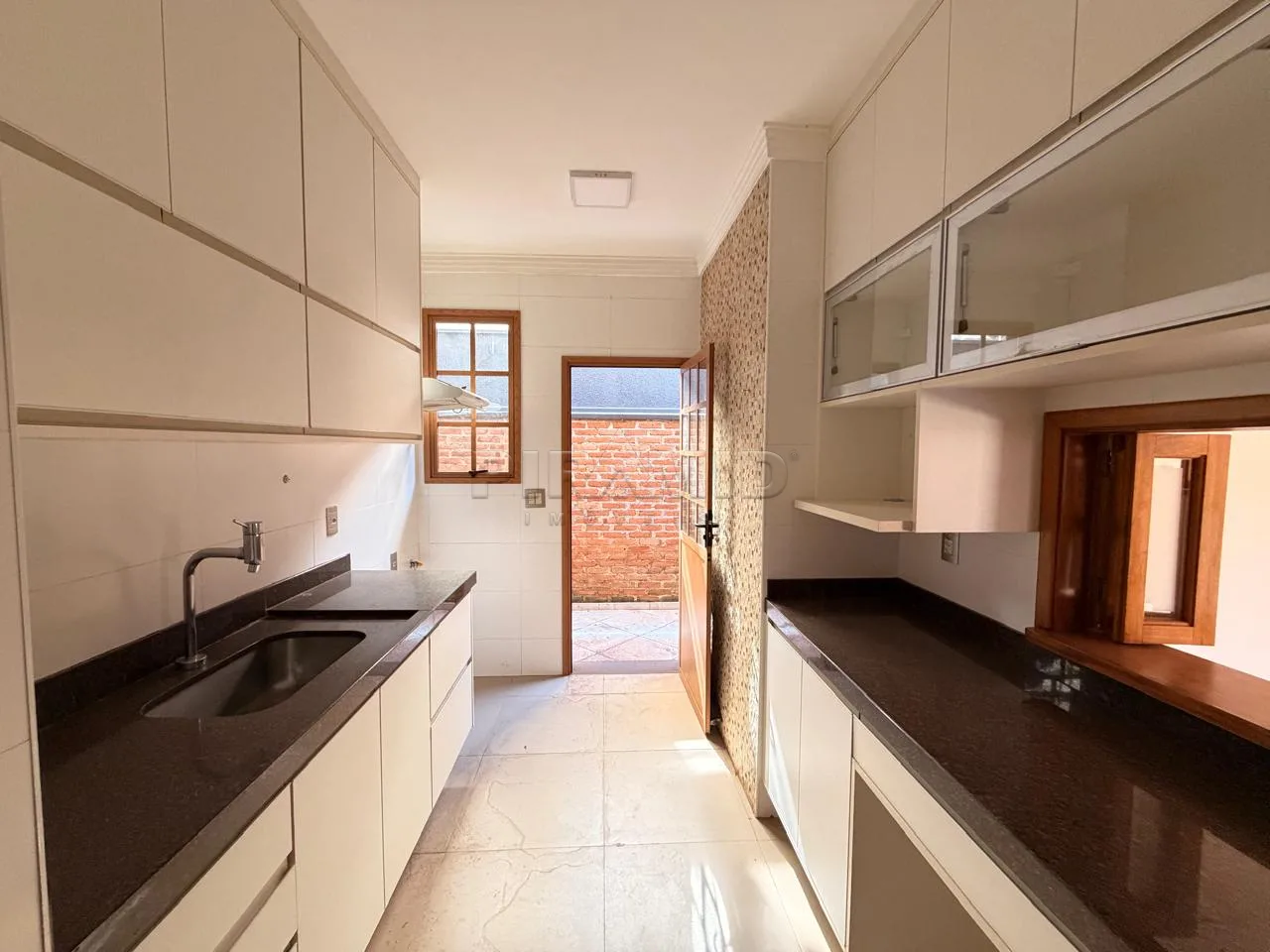 Alugar Casa / Condom&iacute;nio em Ribeir&atilde;o Preto R$ 10.000,00 - Foto 14