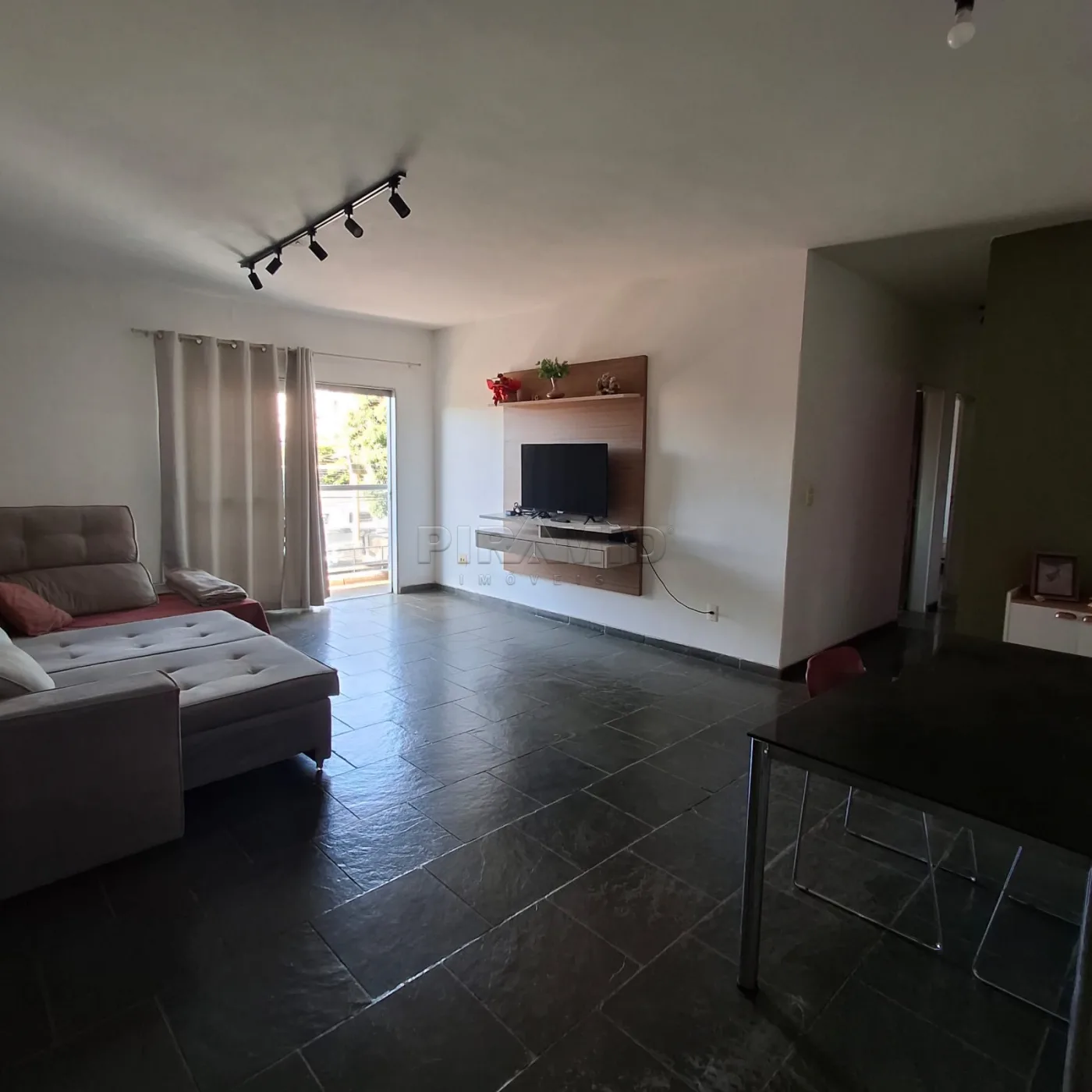 Comprar Apartamento / Padr&atilde;o em Ribeir&atilde;o Preto R$ 300.000,00 - Foto 6