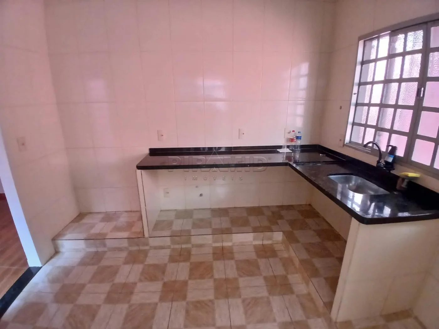 Comprar Casa / Padr&atilde;o em Ribeir&atilde;o Preto R$ 385.000,00 - Foto 15
