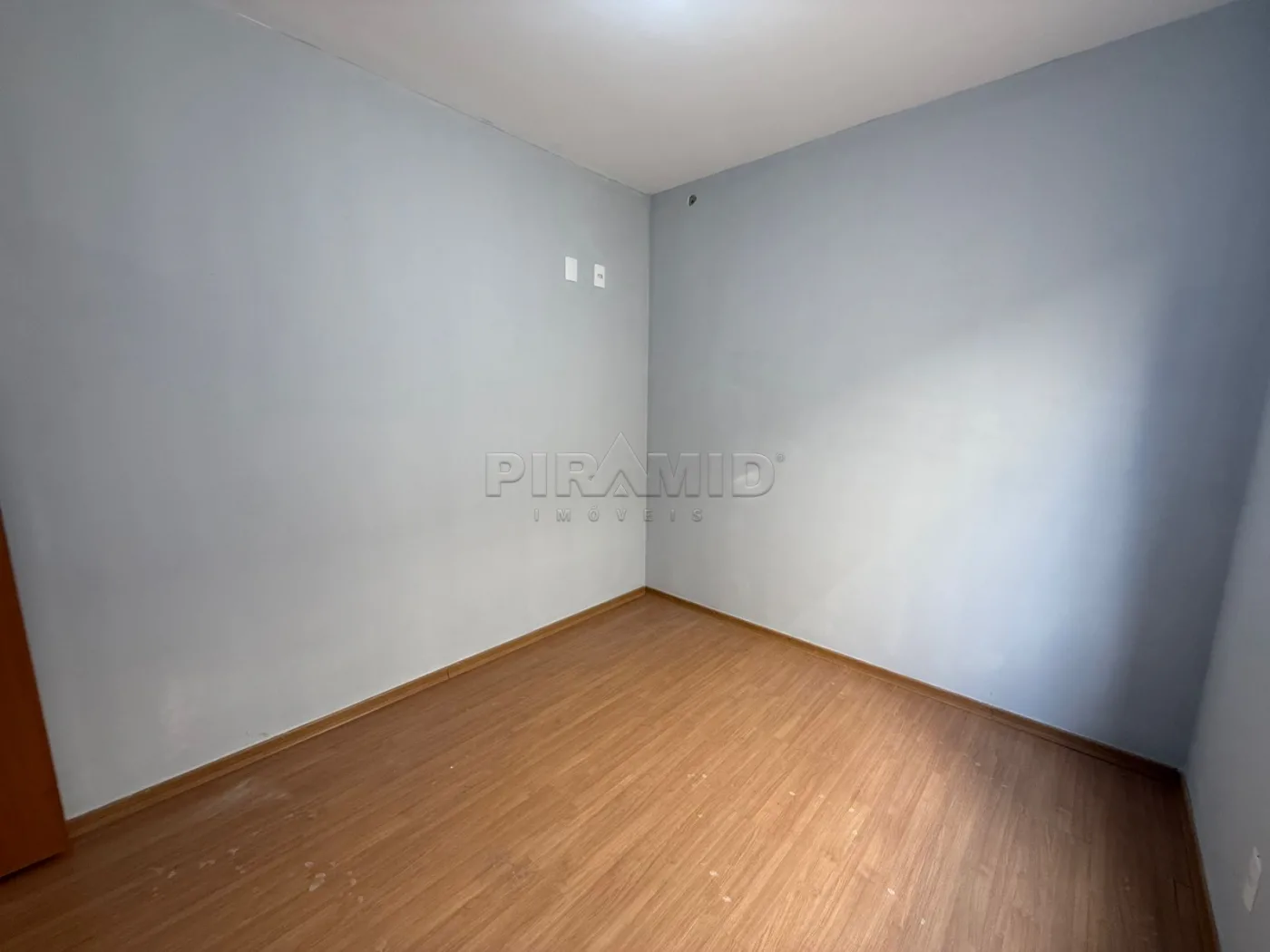 Alugar Casa / Padr&atilde;o em Ribeir&atilde;o Preto R$ 2.100,00 - Foto 8