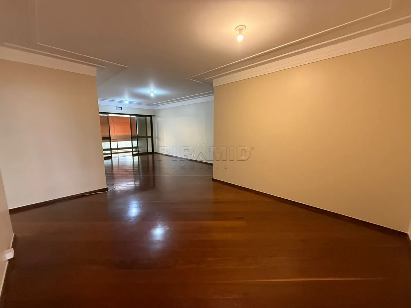 Alugar Apartamento / Padr&atilde;o em Ribeir&atilde;o Preto R$ 2.900,00 - Foto 2