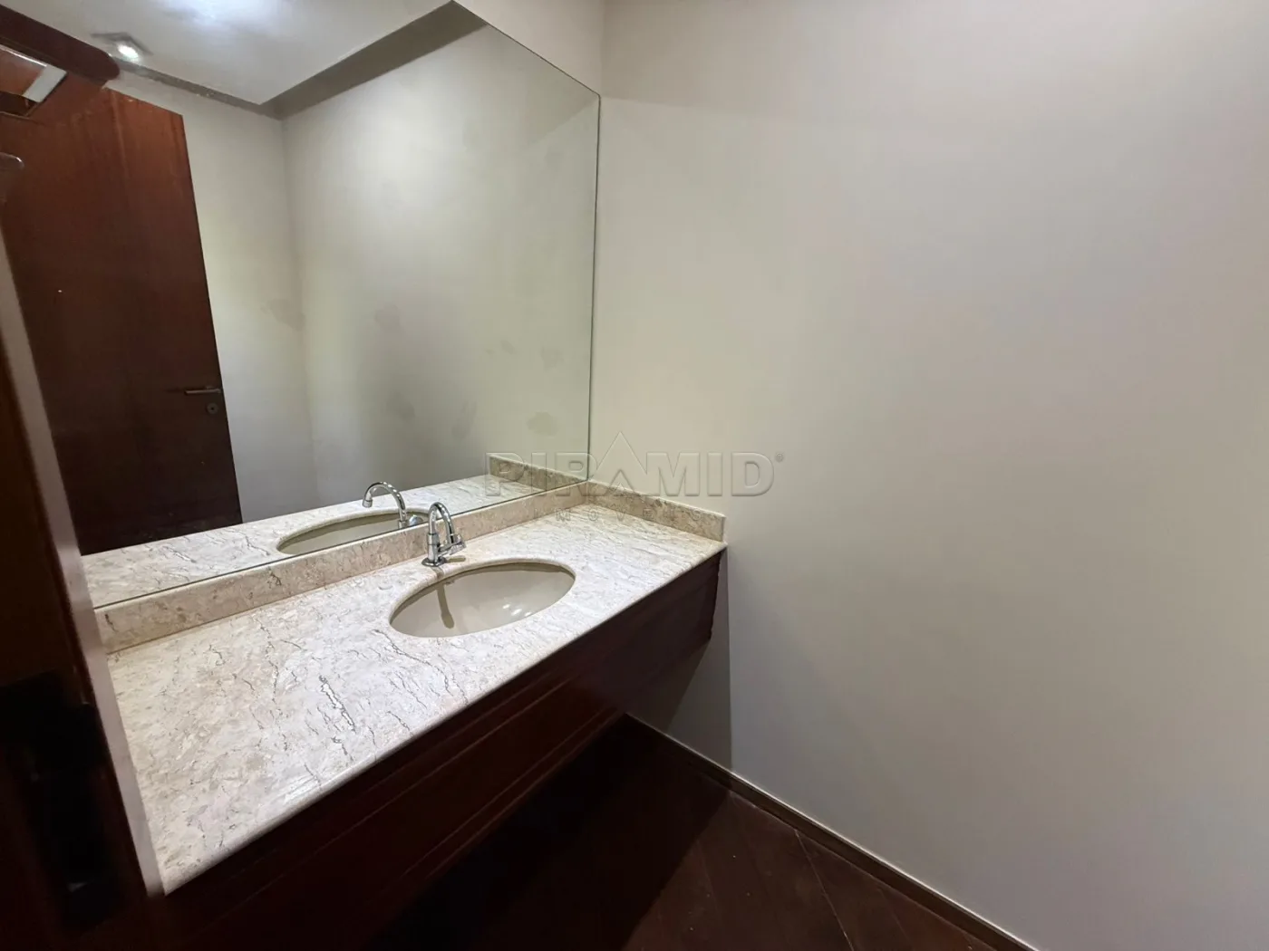 Alugar Apartamento / Padr&atilde;o em Ribeir&atilde;o Preto R$ 2.900,00 - Foto 5