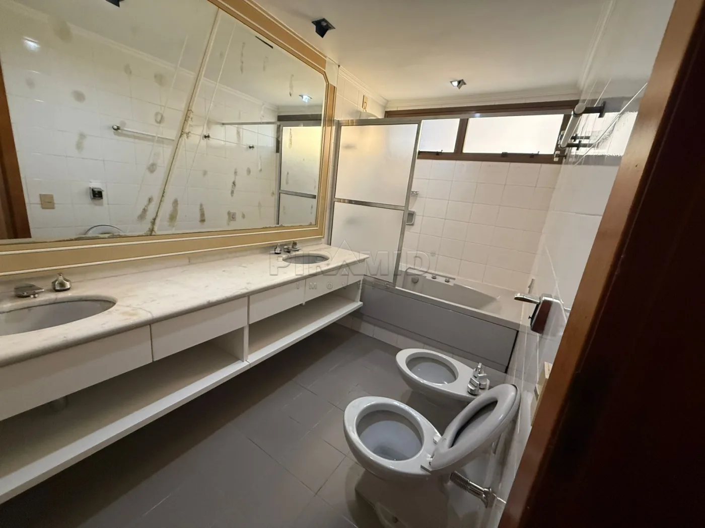 Alugar Apartamento / Padr&atilde;o em Ribeir&atilde;o Preto R$ 2.900,00 - Foto 18
