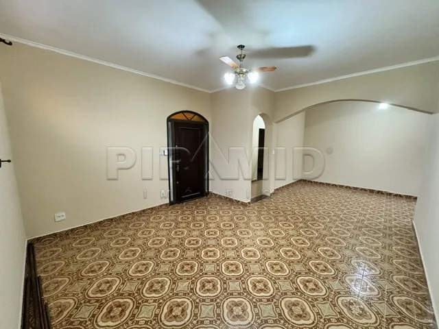 Alugar Casa / Padr&atilde;o em Ribeir&atilde;o Preto R$ 2.700,00 - Foto 3
