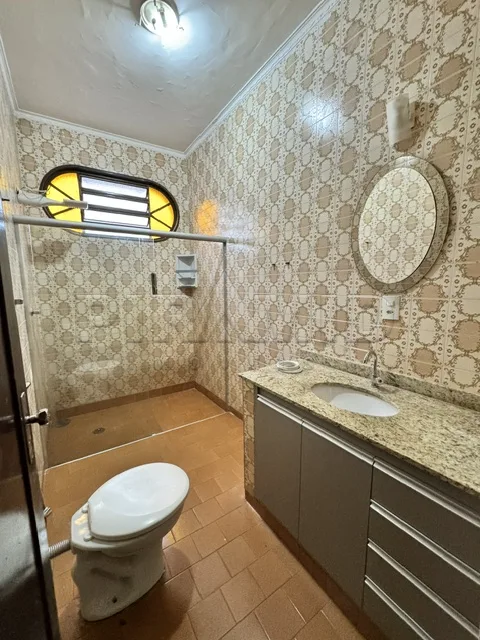 Alugar Casa / Padr&atilde;o em Ribeir&atilde;o Preto R$ 2.700,00 - Foto 9