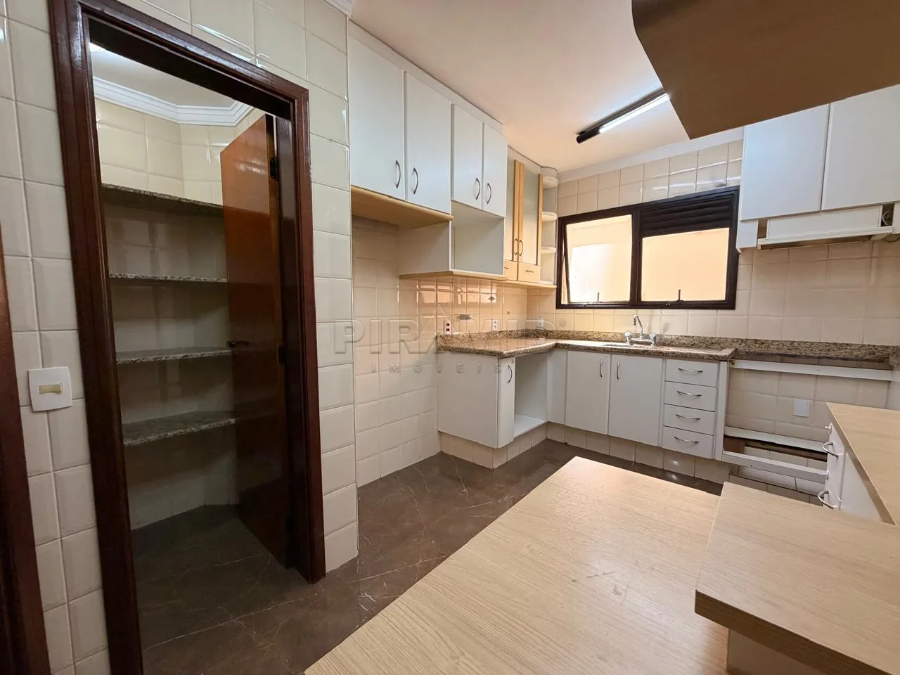 Alugar Apartamento / Padr&atilde;o em Ribeir&atilde;o Preto R$ 4.900,00 - Foto 28