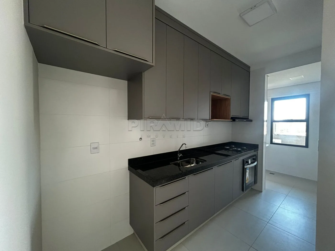 Alugar Apartamento / Padr&atilde;o em Ribeir&atilde;o Preto R$ 3.500,00 - Foto 2