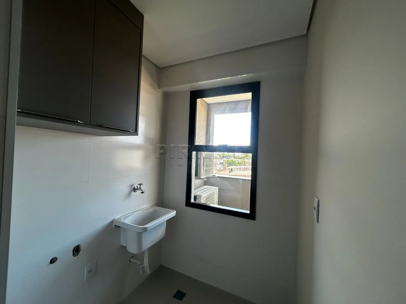 Alugar Apartamento / Padr&atilde;o em Ribeir&atilde;o Preto R$ 3.500,00 - Foto 4
