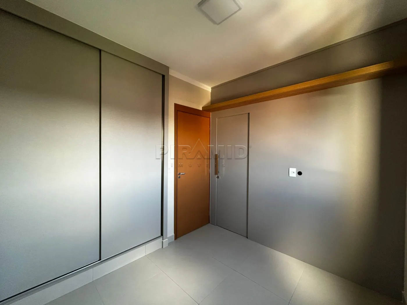 Alugar Apartamento / Padr&atilde;o em Ribeir&atilde;o Preto R$ 3.500,00 - Foto 13
