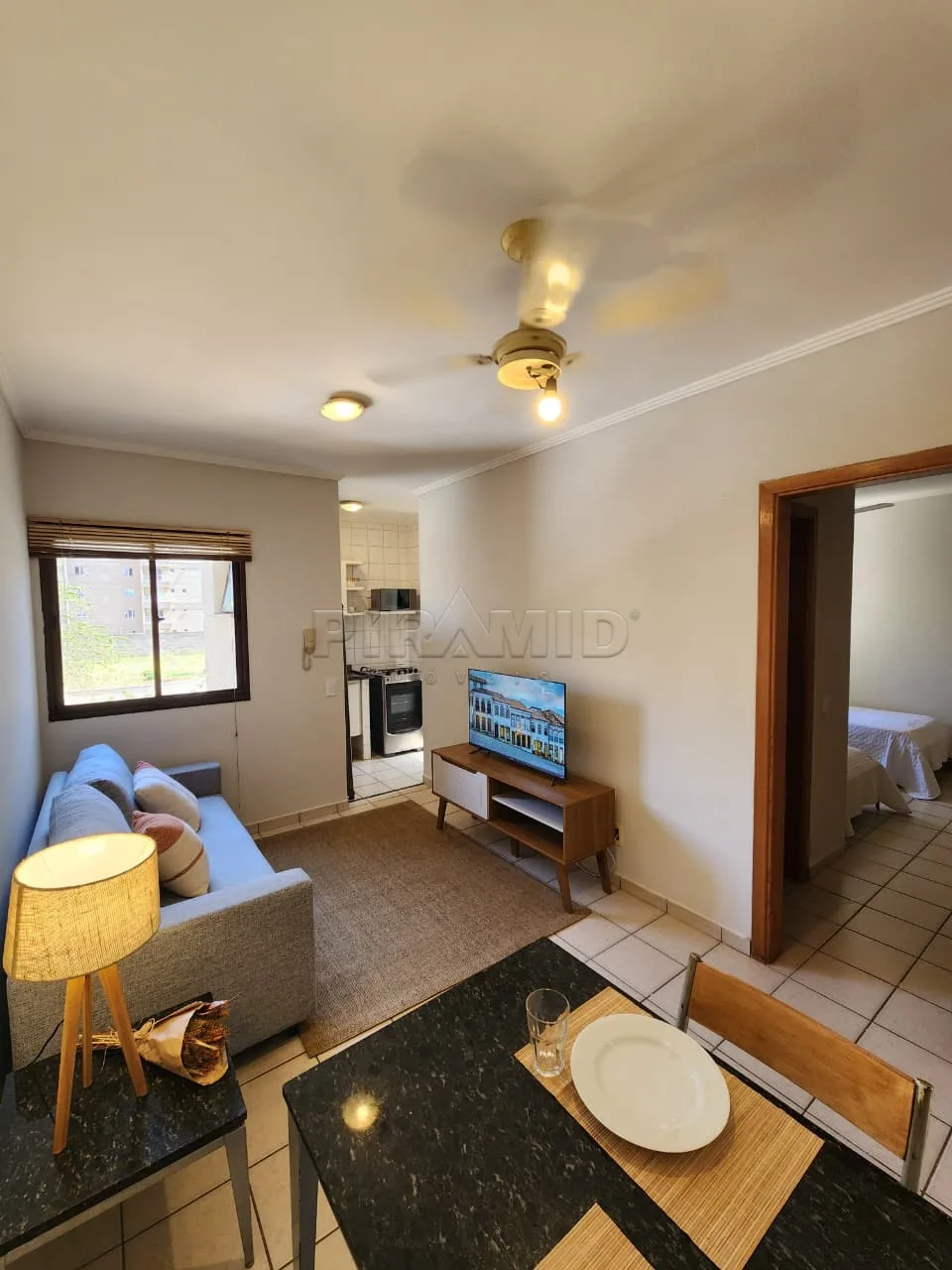 Alugar Apartamento / Padr&atilde;o em Ribeir&atilde;o Preto R$ 2.500,00 - Foto 3