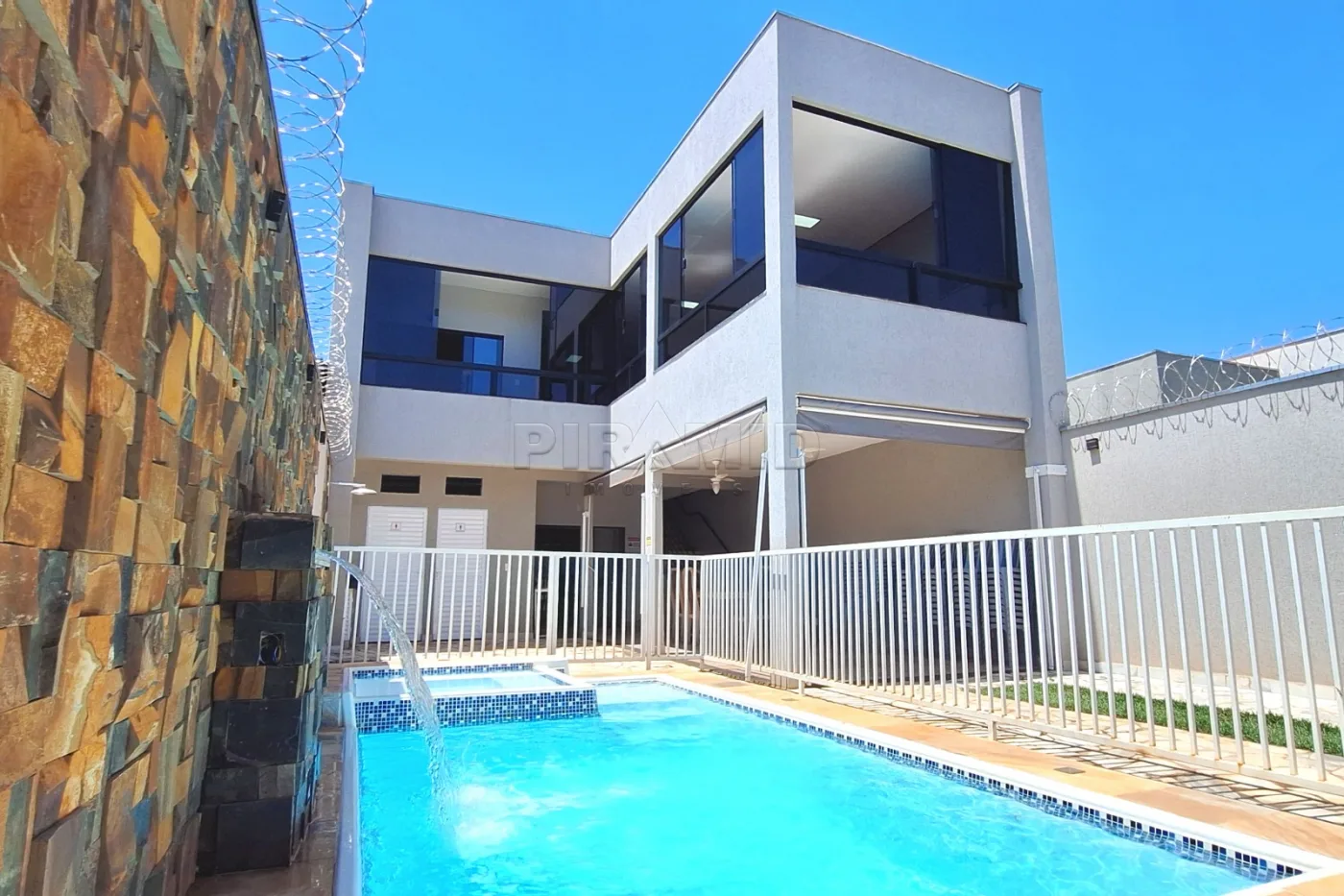 Comprar Casa / Padr&atilde;o em Ribeir&atilde;o Preto R$ 500.000,00 - Foto 1