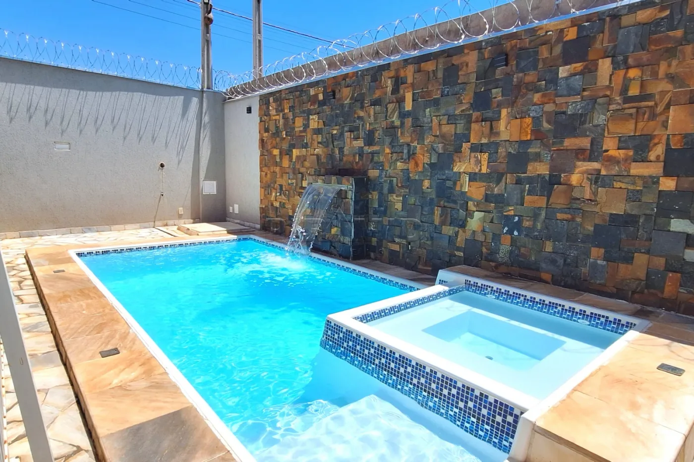 Comprar Casa / Padr&atilde;o em Ribeir&atilde;o Preto R$ 500.000,00 - Foto 5