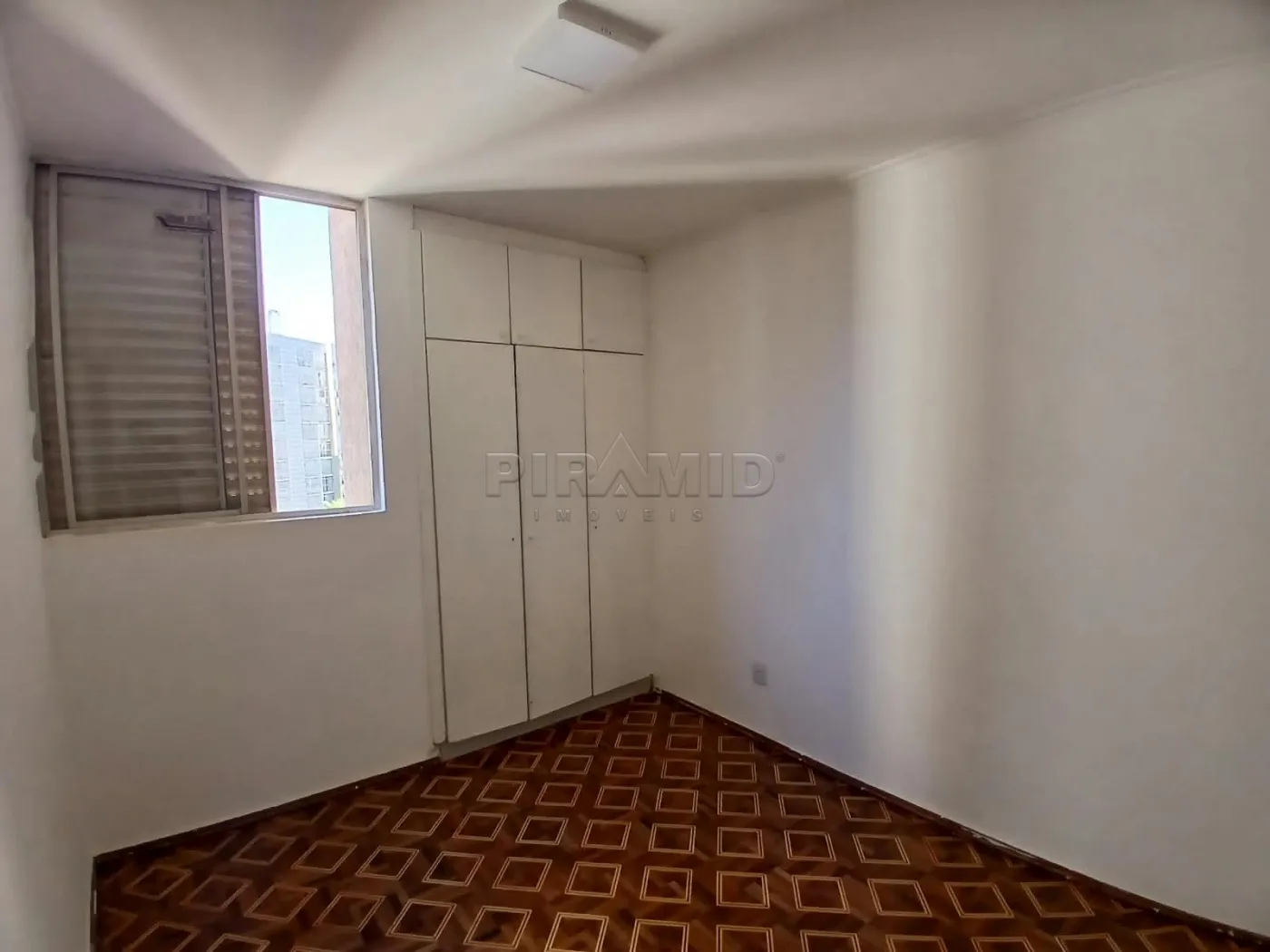 Alugar Apartamento / Padr&atilde;o em Ribeir&atilde;o Preto R$ 1.750,00 - Foto 5