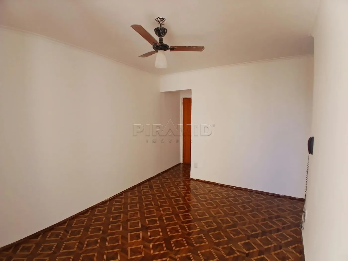 Alugar Apartamento / Padr&atilde;o em Ribeir&atilde;o Preto R$ 1.750,00 - Foto 7