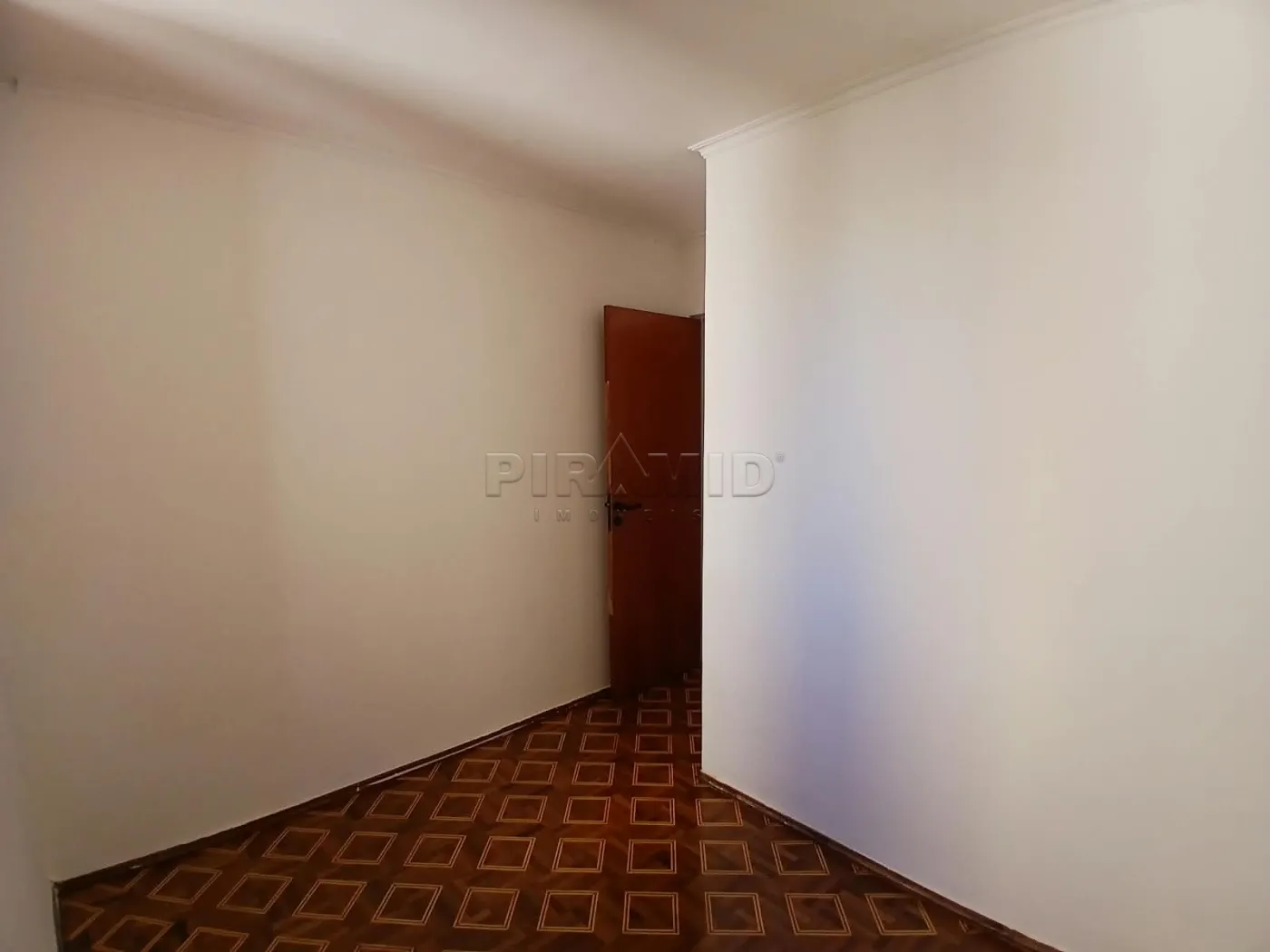 Alugar Apartamento / Padr&atilde;o em Ribeir&atilde;o Preto R$ 1.750,00 - Foto 8