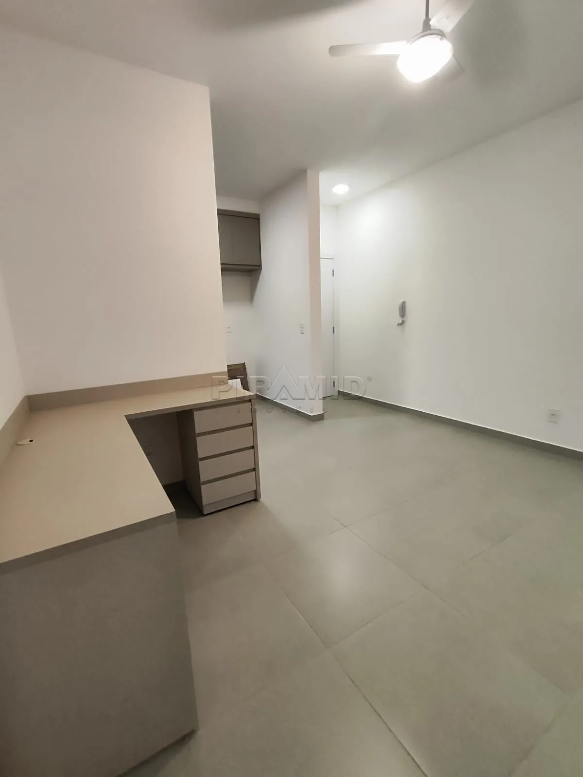 Alugar Apartamento / Padr&atilde;o em Ribeir&atilde;o Preto R$ 2.700,00 - Foto 6