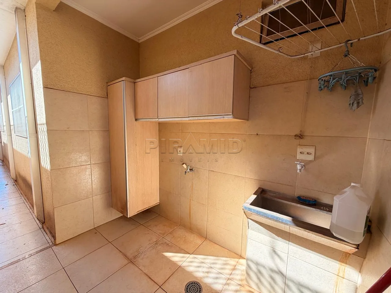 Comprar Casa / Padr&atilde;o em Ribeir&atilde;o Preto R$ 380.000,00 - Foto 15