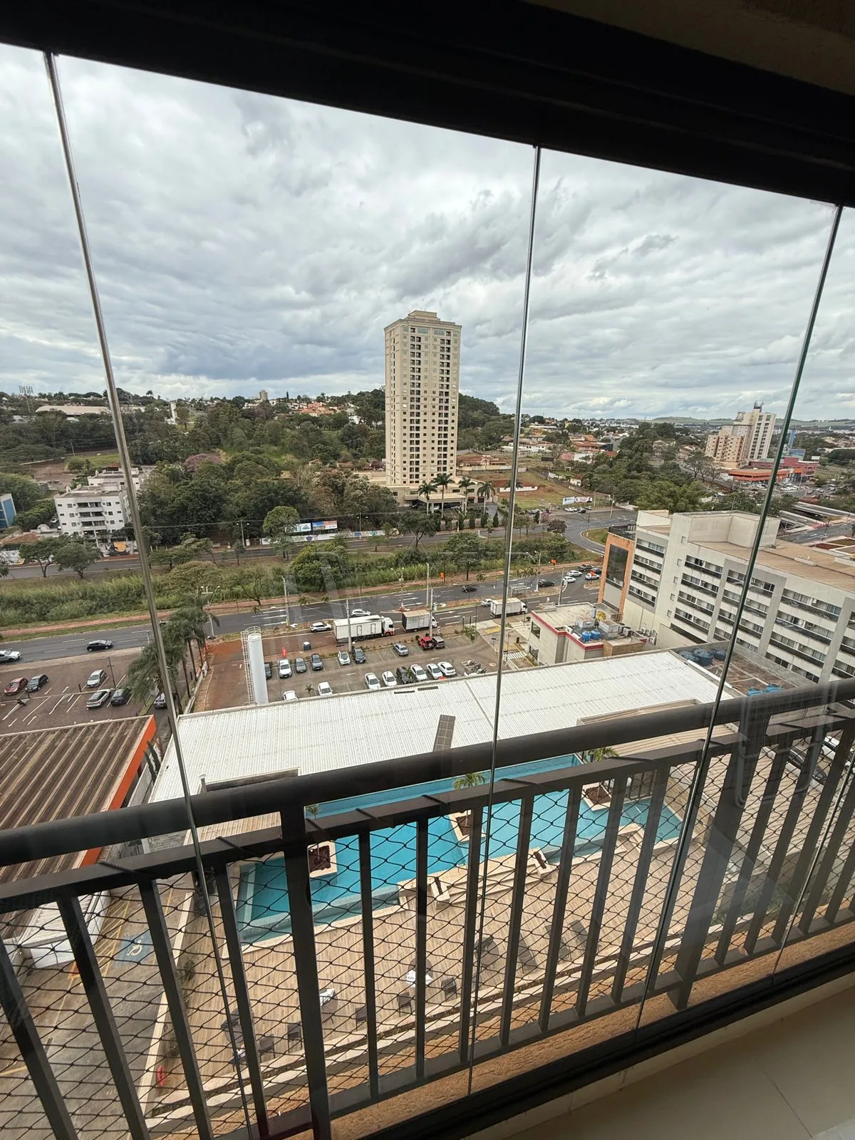 Alugar Apartamento / Padr&atilde;o em Ribeir&atilde;o Preto R$ 3.000,00 - Foto 5