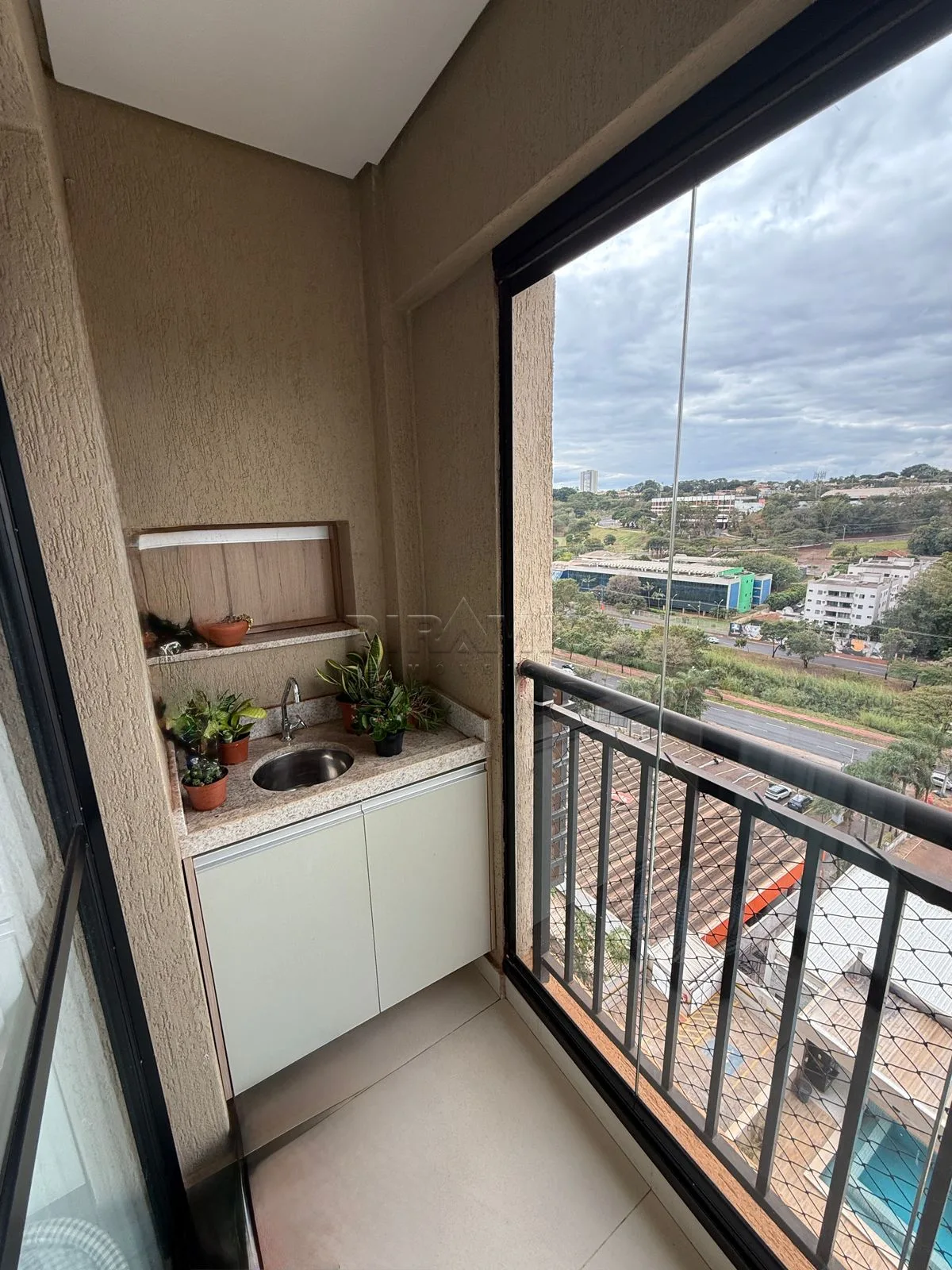 Alugar Apartamento / Padr&atilde;o em Ribeir&atilde;o Preto R$ 3.000,00 - Foto 6