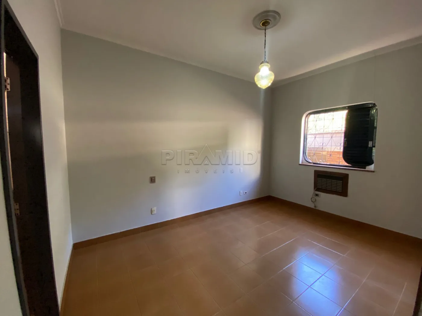 Alugar Casa / Padr&atilde;o em Ribeir&atilde;o Preto R$ 3.800,00 - Foto 10