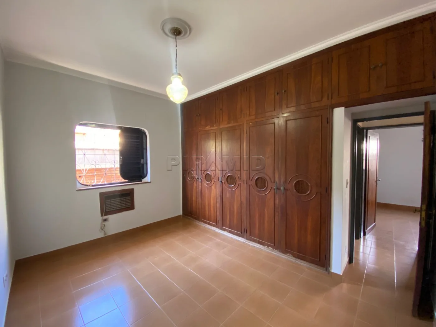 Alugar Casa / Padr&atilde;o em Ribeir&atilde;o Preto R$ 3.800,00 - Foto 11