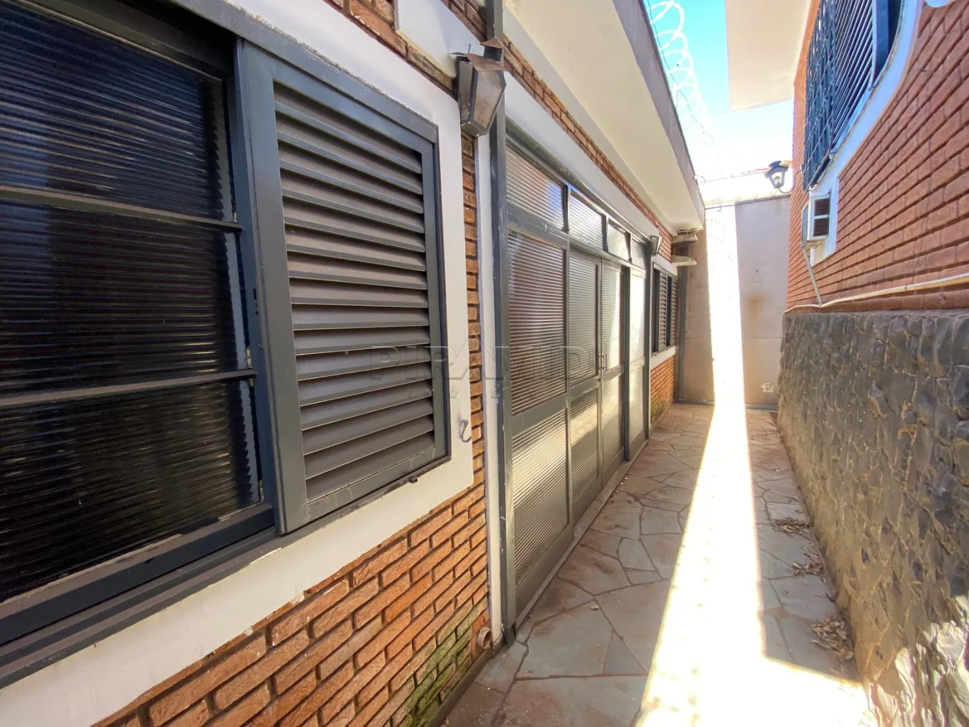 Alugar Casa / Padr&atilde;o em Ribeir&atilde;o Preto R$ 3.800,00 - Foto 36