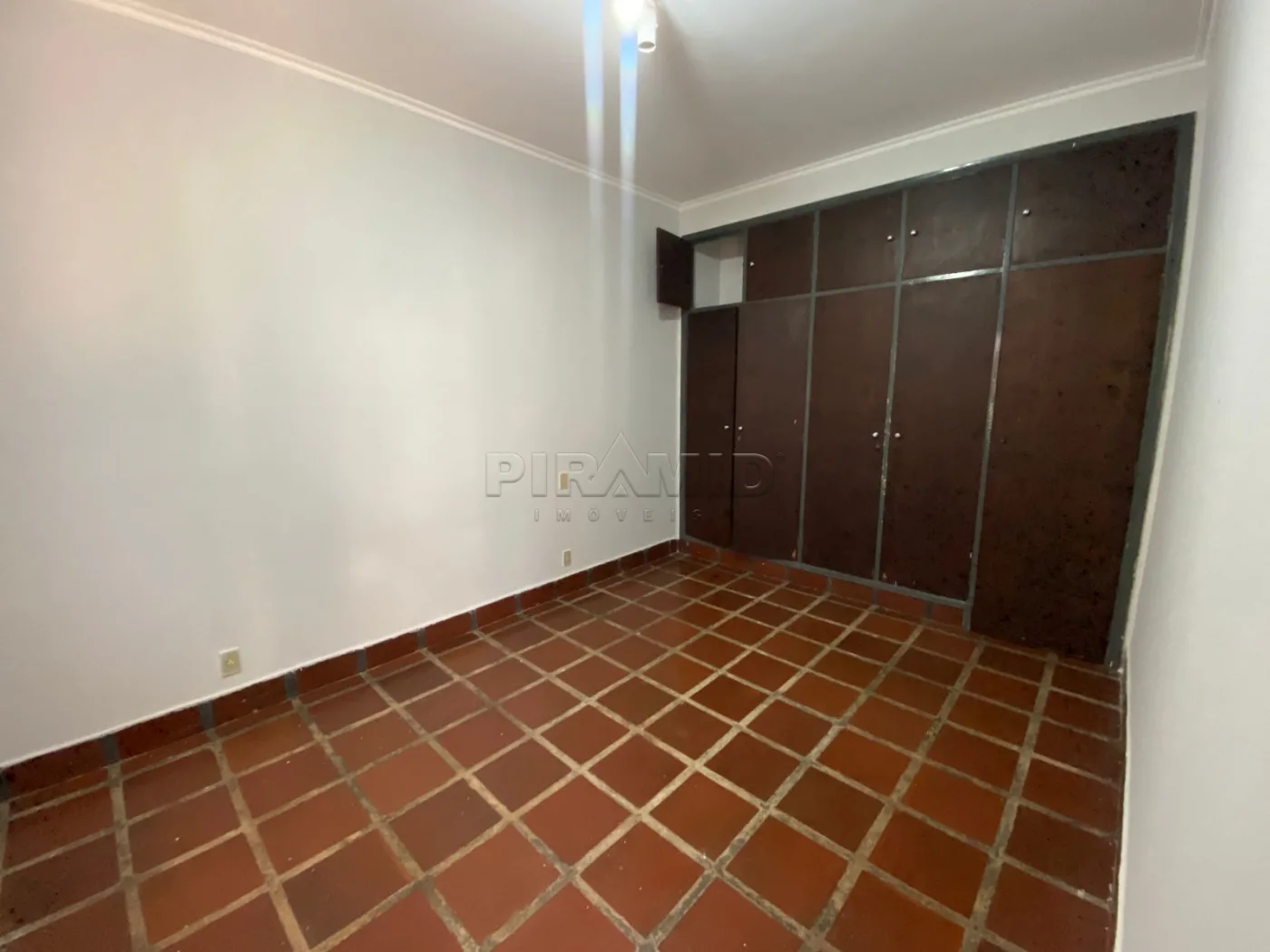 Alugar Casa / Padr&atilde;o em Ribeir&atilde;o Preto R$ 3.800,00 - Foto 43