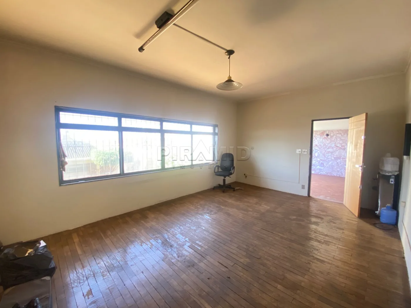 Comprar Casa / Padr&atilde;o em Ribeir&atilde;o Preto R$ 900.000,00 - Foto 4