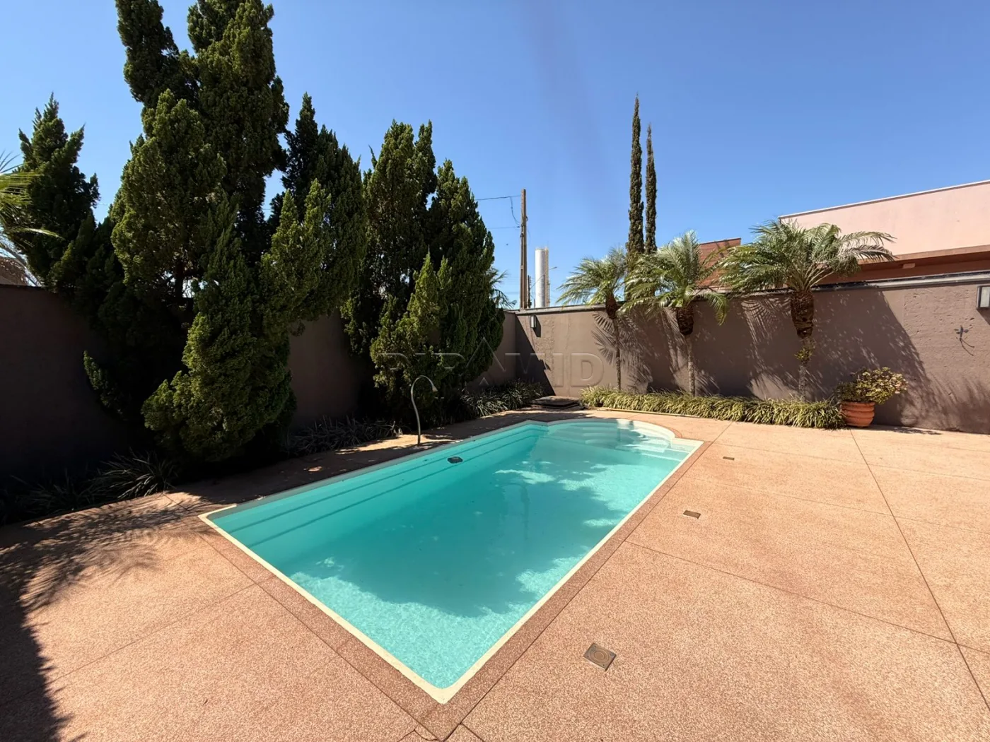 Alugar Casa / Condom&iacute;nio em Cravinhos R$ 6.300,00 - Foto 1