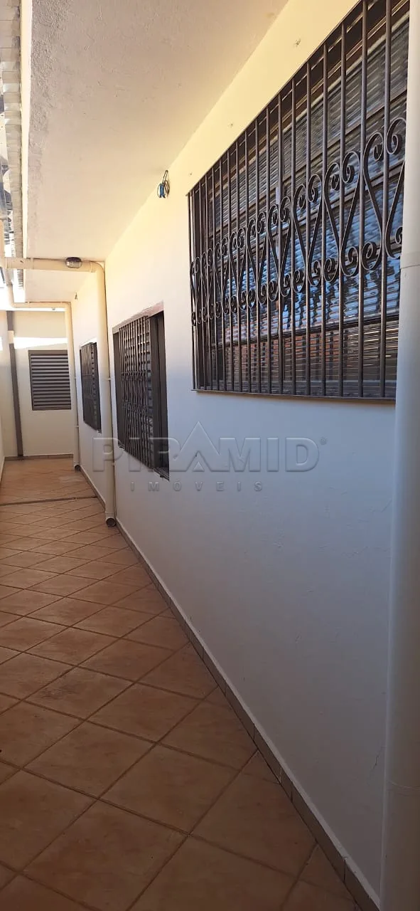 Alugar Casa / Padr&atilde;o em Ribeir&atilde;o Preto R$ 3.000,00 - Foto 3