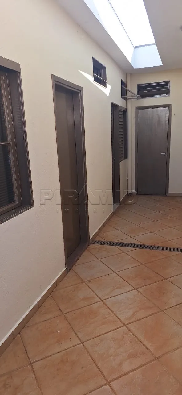 Alugar Casa / Padr&atilde;o em Ribeir&atilde;o Preto R$ 3.000,00 - Foto 4