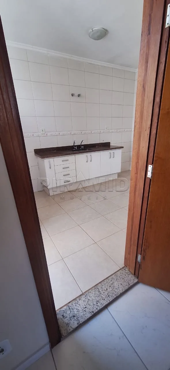 Alugar Casa / Padr&atilde;o em Ribeir&atilde;o Preto R$ 3.000,00 - Foto 19