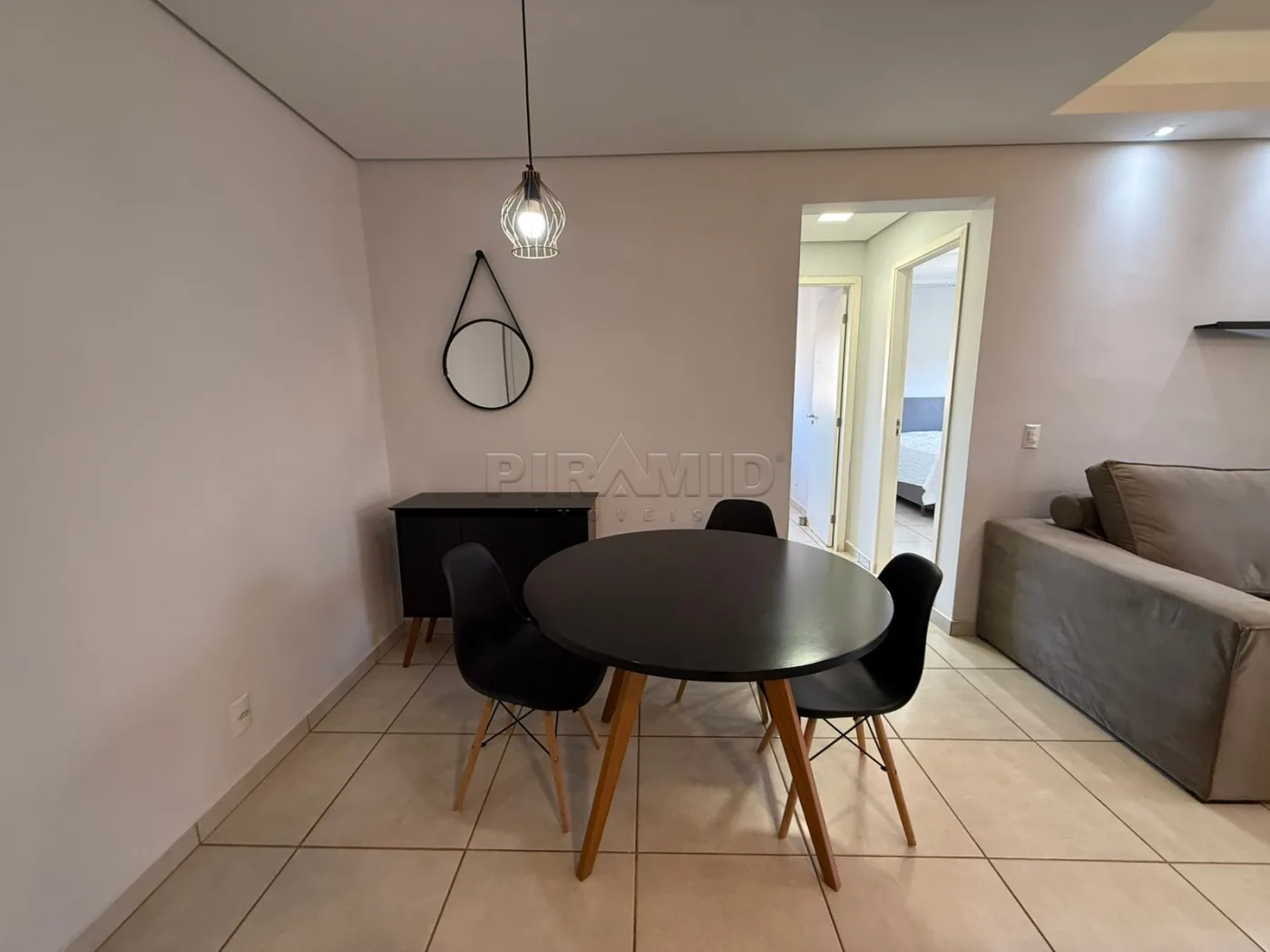 Alugar Apartamento / Padr&atilde;o em Ribeir&atilde;o Preto R$ 2.945,00 - Foto 3
