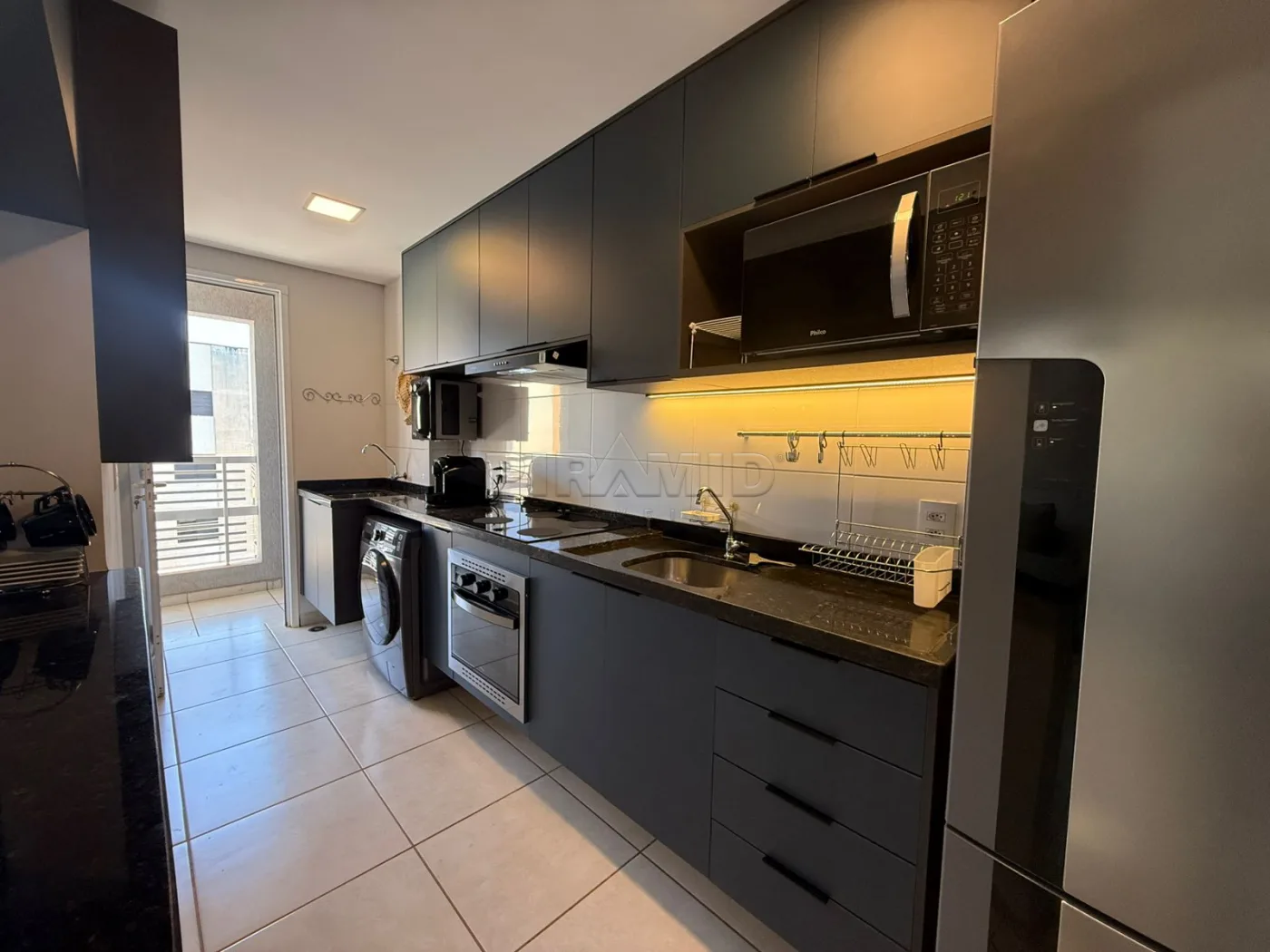 Alugar Apartamento / Padr&atilde;o em Ribeir&atilde;o Preto R$ 2.945,00 - Foto 9