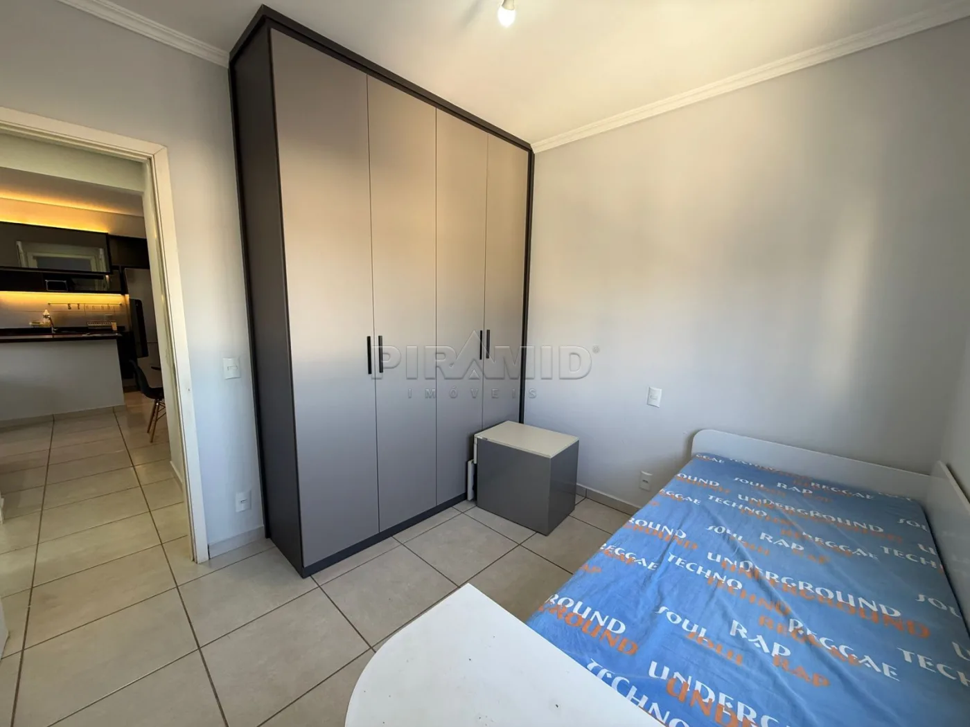 Alugar Apartamento / Padr&atilde;o em Ribeir&atilde;o Preto R$ 2.945,00 - Foto 13