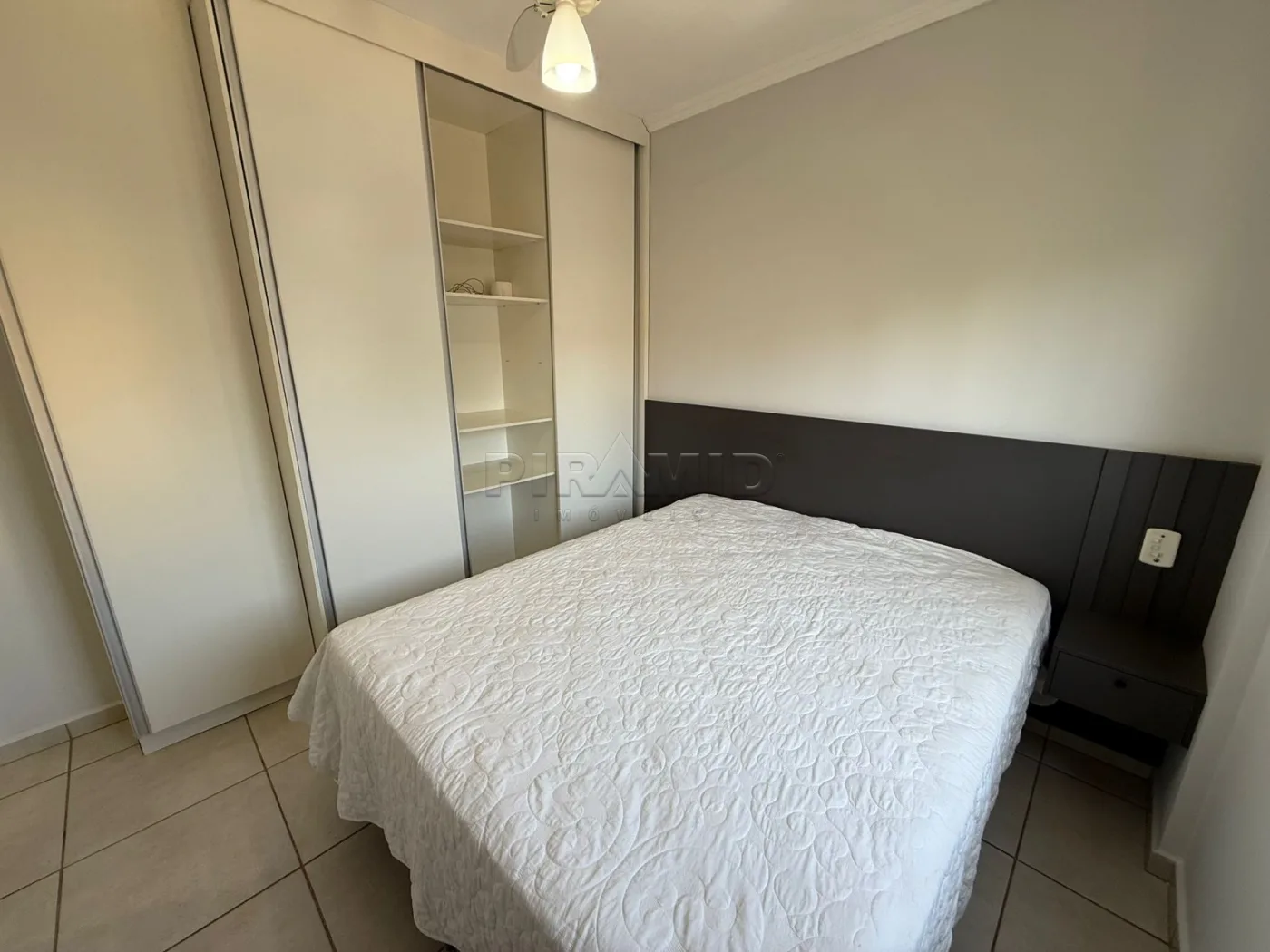 Alugar Apartamento / Padr&atilde;o em Ribeir&atilde;o Preto R$ 2.945,00 - Foto 15