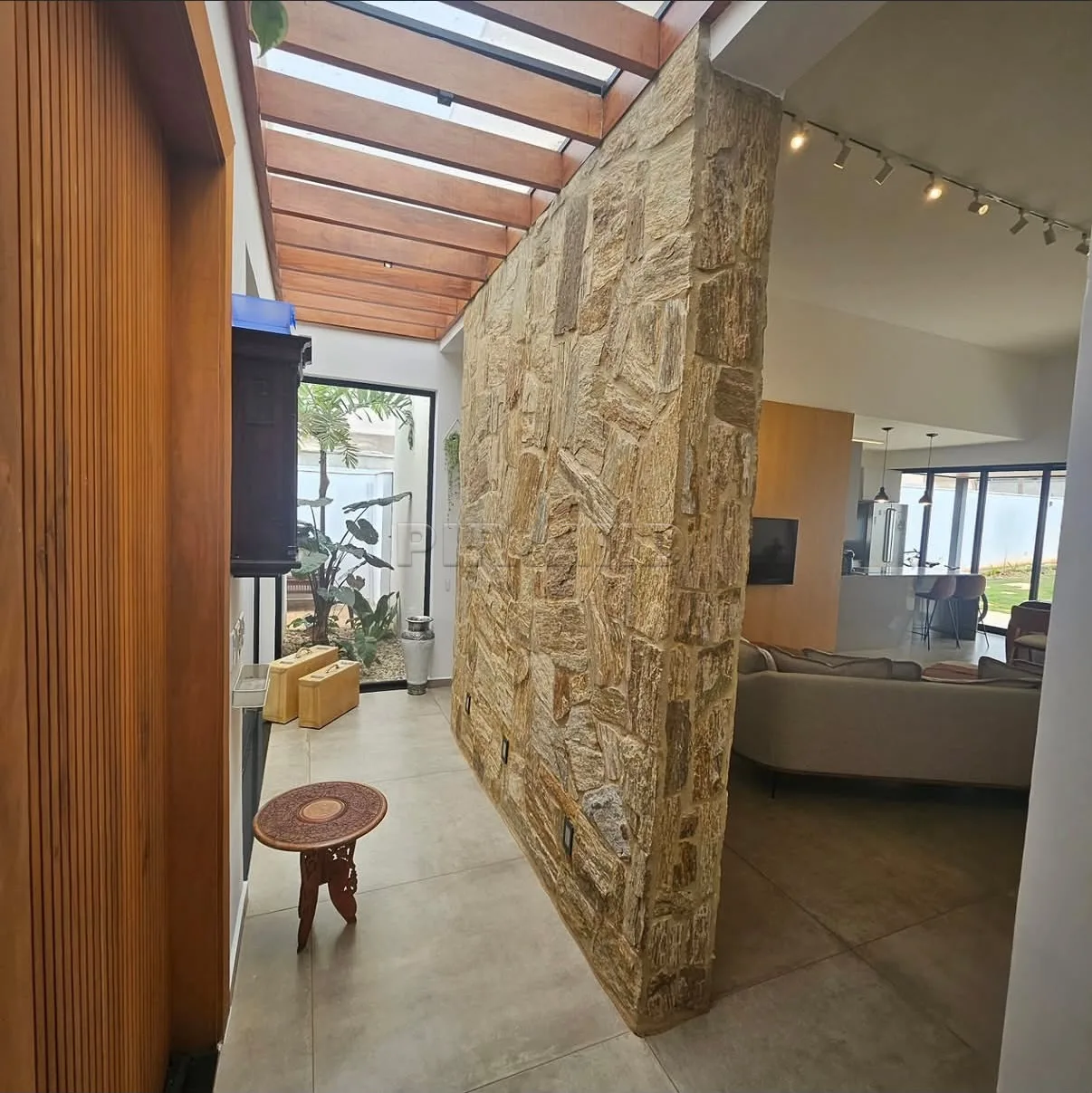 Alugar Casa / Condom&iacute;nio em Ribeir&atilde;o Preto R$ 15.000,00 - Foto 1