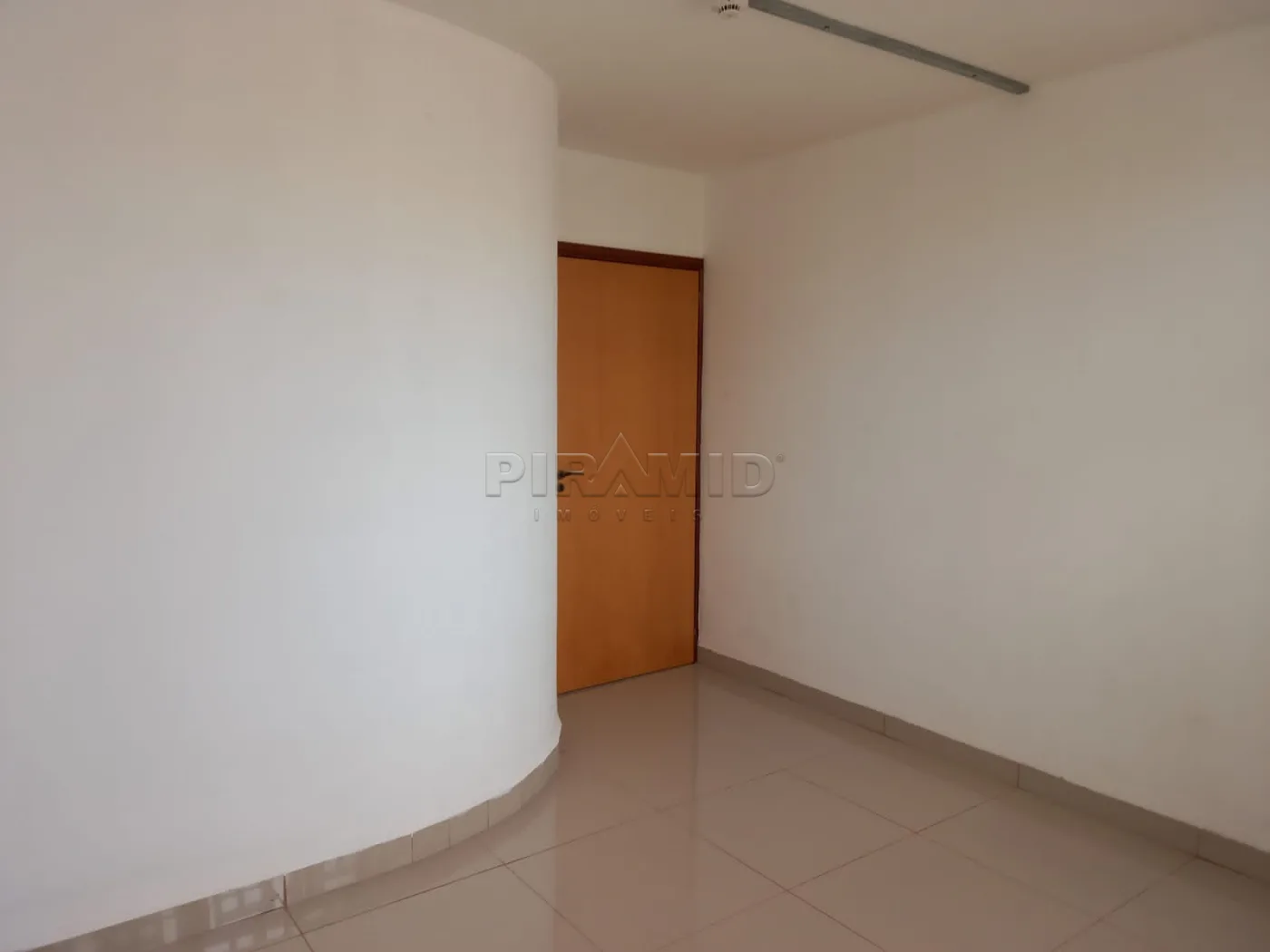 Comprar Comercial / Sala em Ribeir&atilde;o Preto R$ 86.000,00 - Foto 5