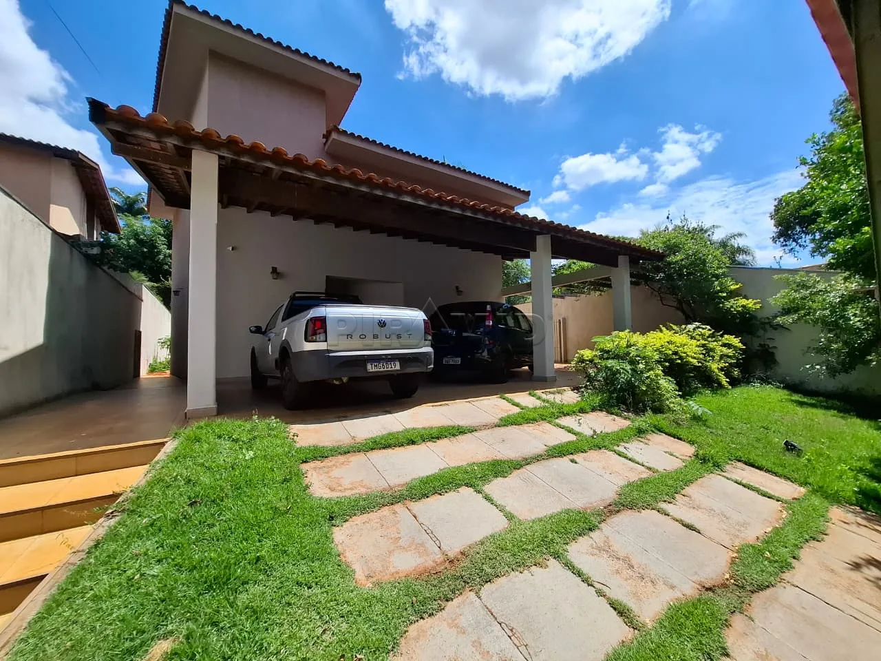 Alugar Casa / Padr&atilde;o em Ribeir&atilde;o Preto R$ 6.000,00 - Foto 2