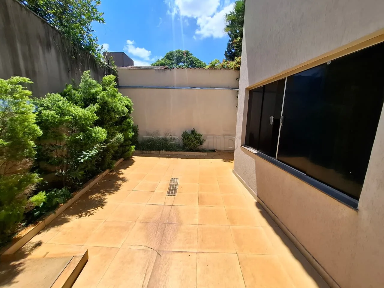 Alugar Casa / Padr&atilde;o em Ribeir&atilde;o Preto R$ 6.000,00 - Foto 28