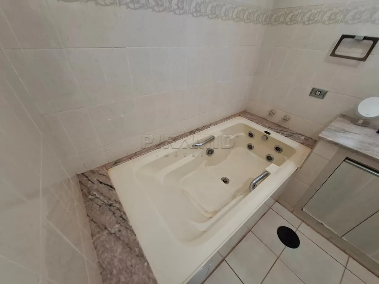 Alugar Casa / Padr&atilde;o em Ribeir&atilde;o Preto R$ 6.000,00 - Foto 18