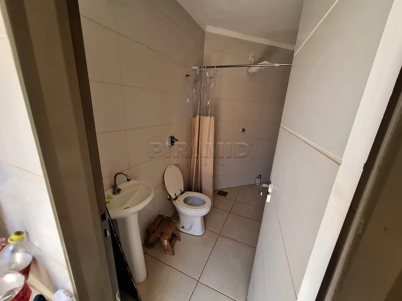 Alugar Casa / Padr&atilde;o em Ribeir&atilde;o Preto R$ 6.000,00 - Foto 30