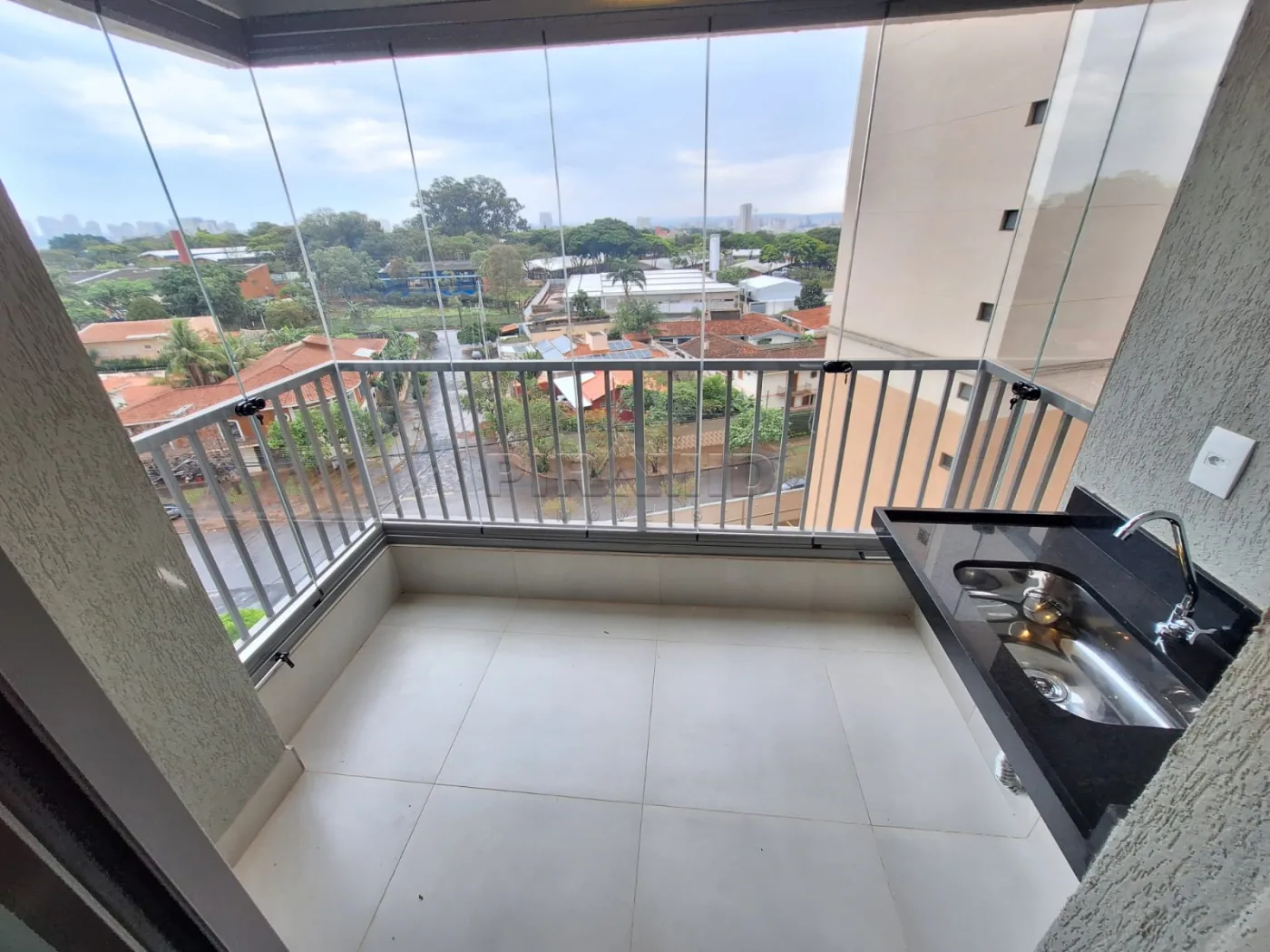 Alugar Apartamento / Padr&atilde;o em Ribeir&atilde;o Preto R$ 2.800,00 - Foto 5